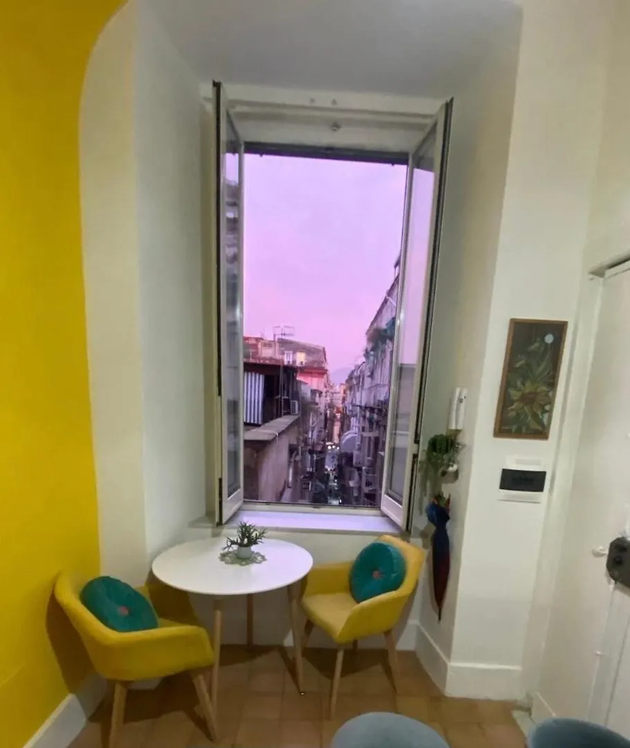 Nel Vicoletto Casa Vacanze Naples 0*,  Italy